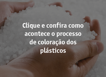 Como funciona o processo de cor para plástico?